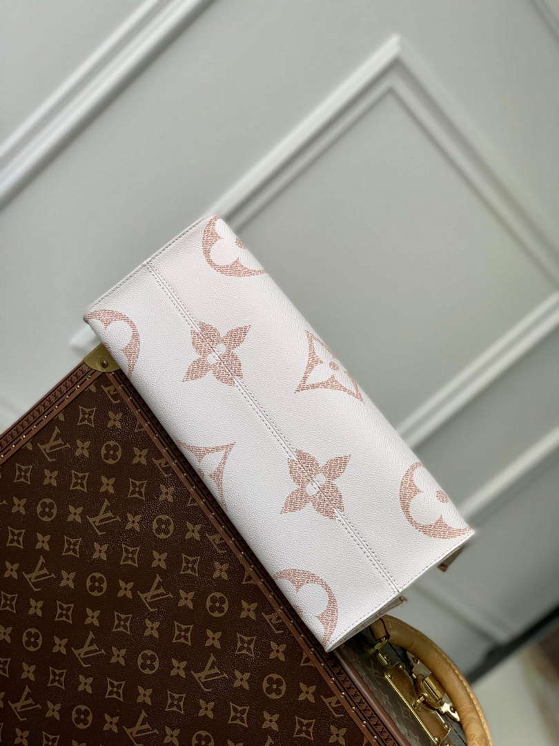 LV M46912 Louis Vuitton OnTheGo MM Tote Bag Beige