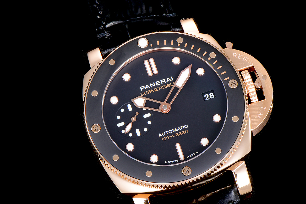 Panerai SUBMERSIBLE sneaker series PAM00974 watch