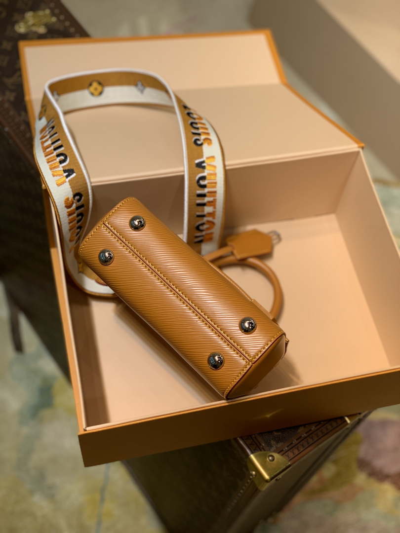 LV M58931 Louis Vuitton Cluny Mini Epi Handbag Gold Miel