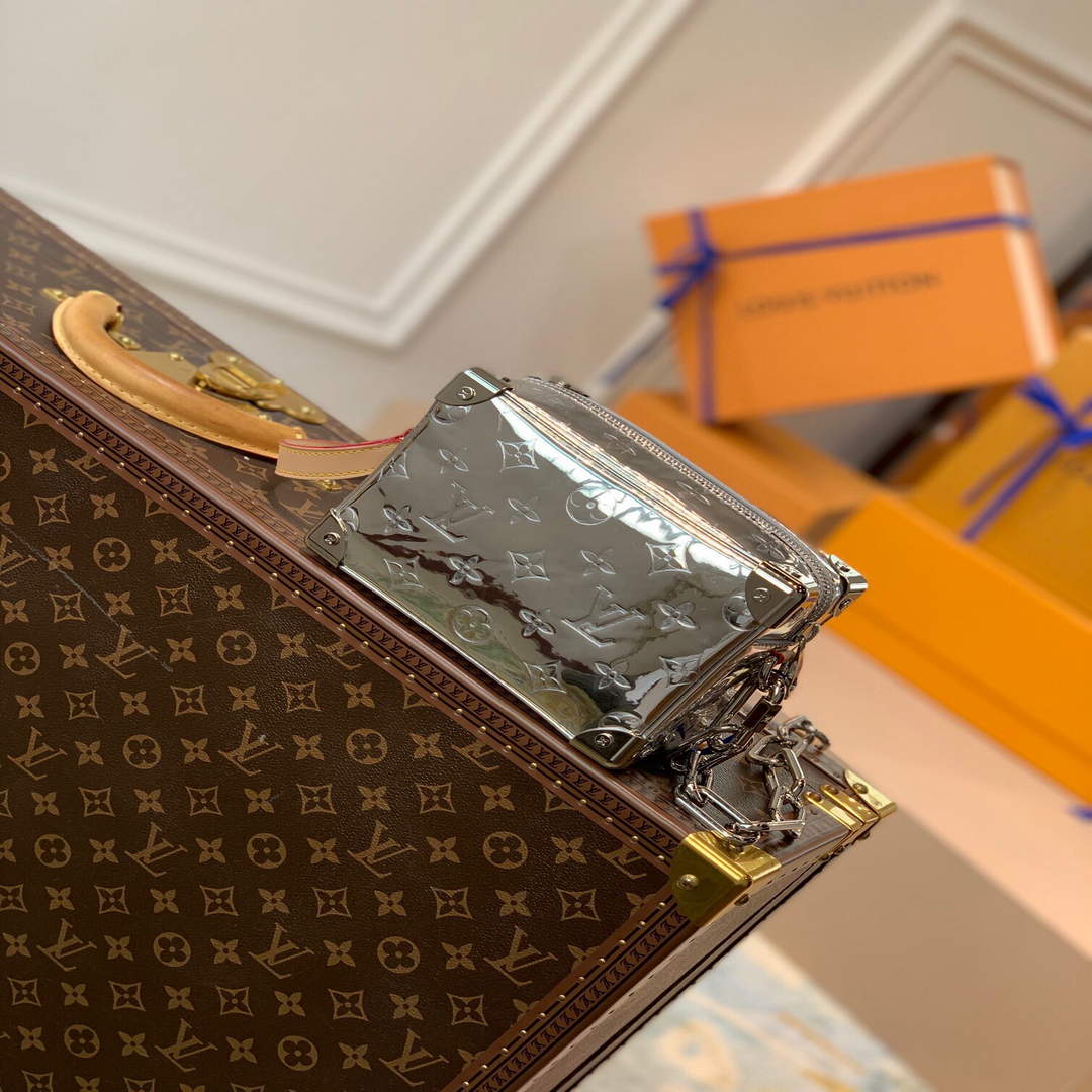 LV M68906 Louis Vuitton Mini Soft Trunk Bag Patent Silver
