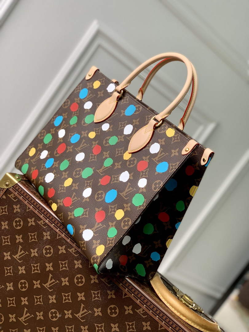 LV M46379 Louis Vuitton LV x YK Onthego MM Bag