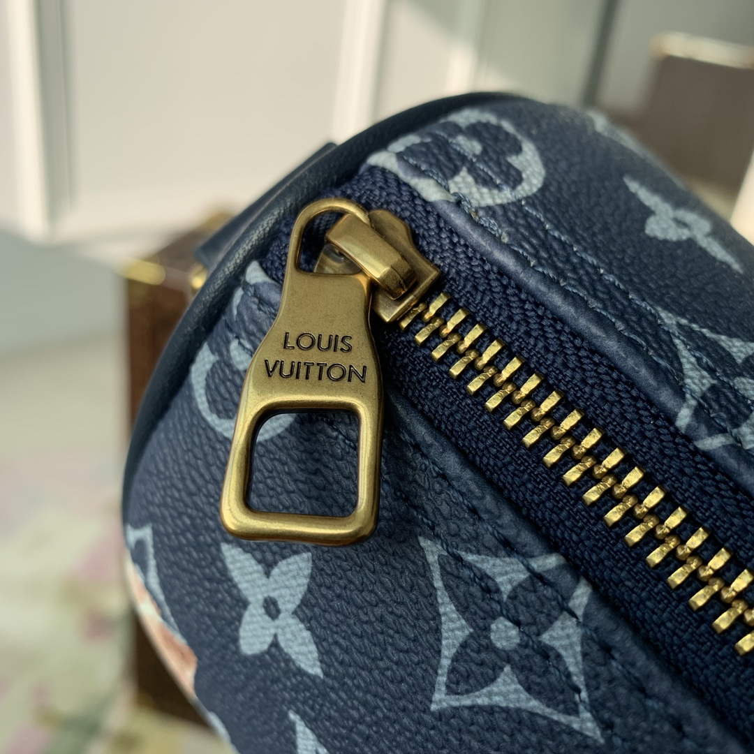 LV M46271 Louis Vuitton Keepall Bandouli��re 25 Bag Blue