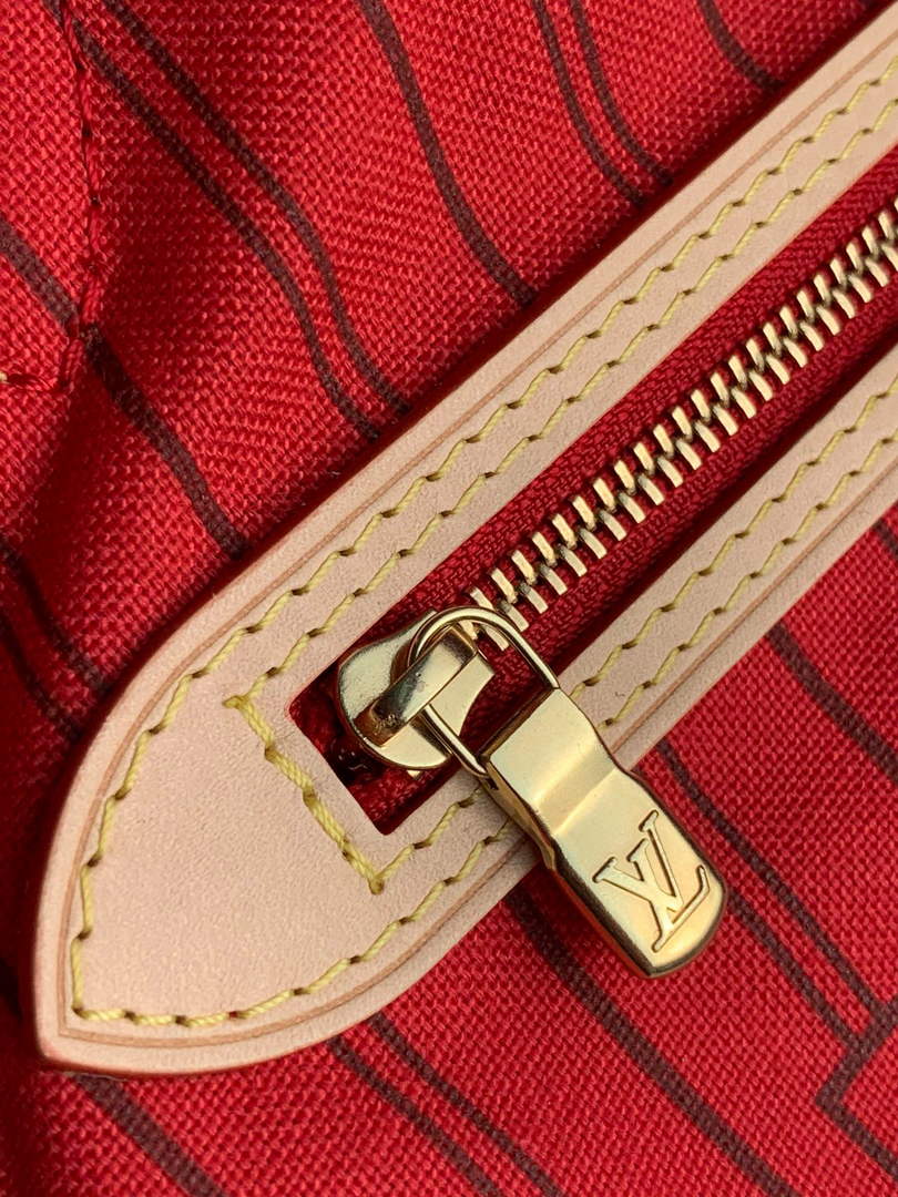 Louis Vuitton LV M41001 Neverfull PM Monogram Canvas Red