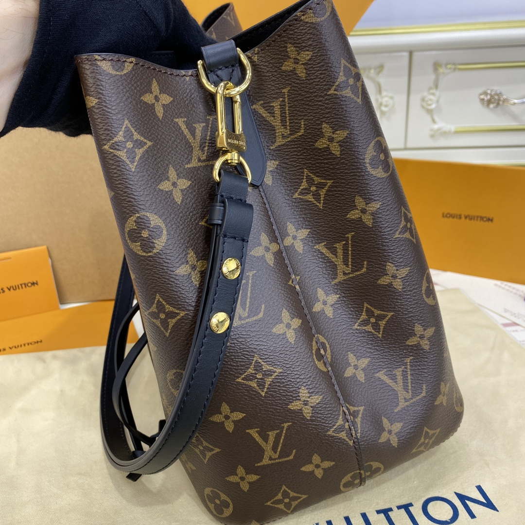 LV M44020 Louis Vuitton NONO MM Bag Monogram Black