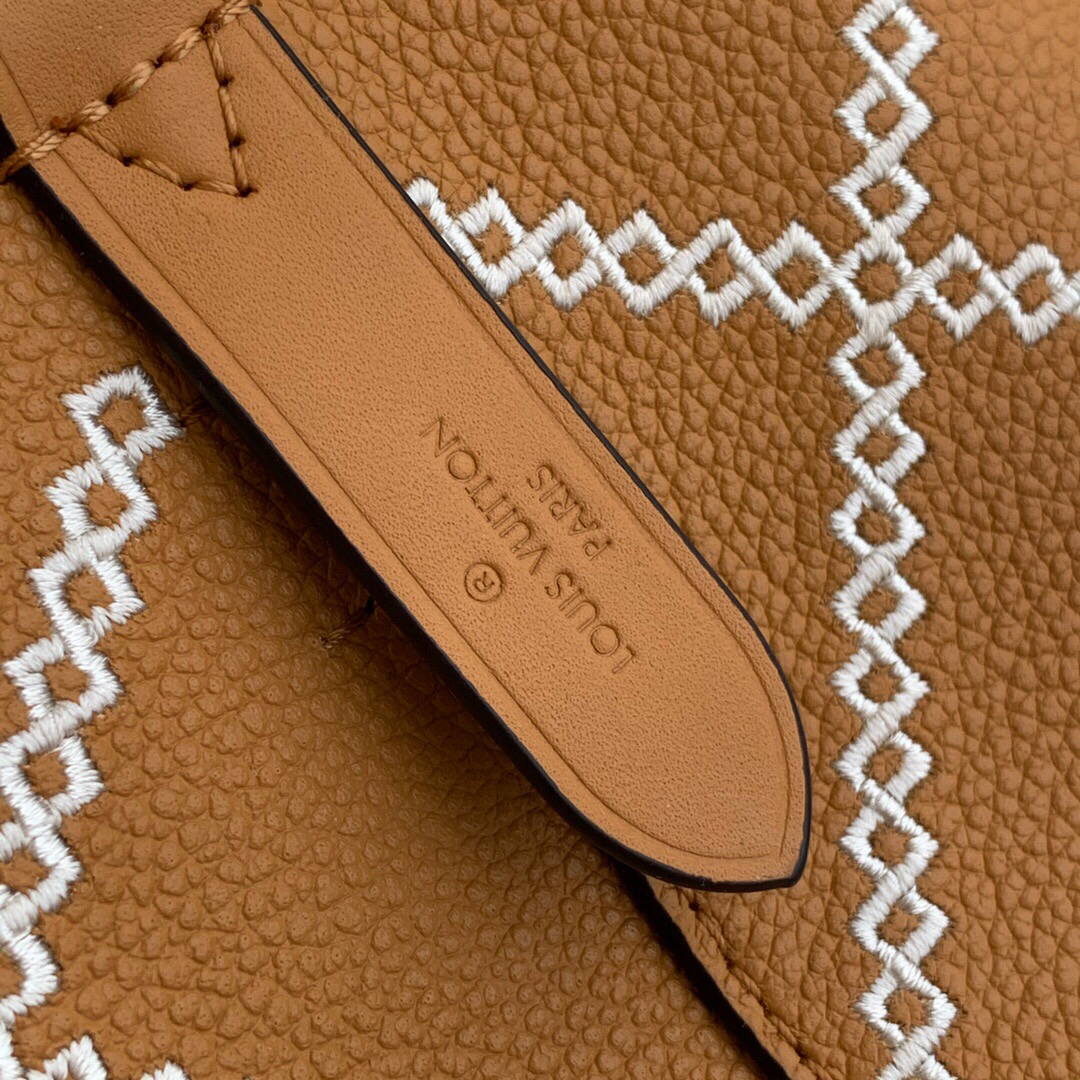 LV M46023 Louis Vuitton NONO BB Bucket Bag Brown