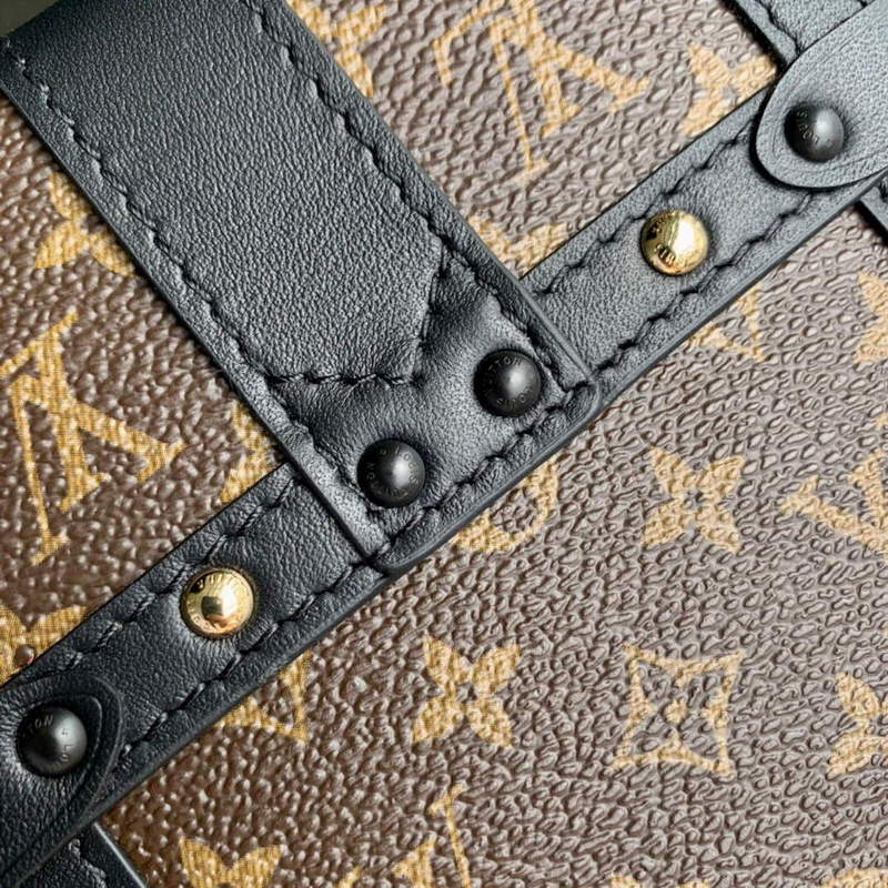 LV M63913 Louis Vuitton Vertical Trunk Pochette Bag Black