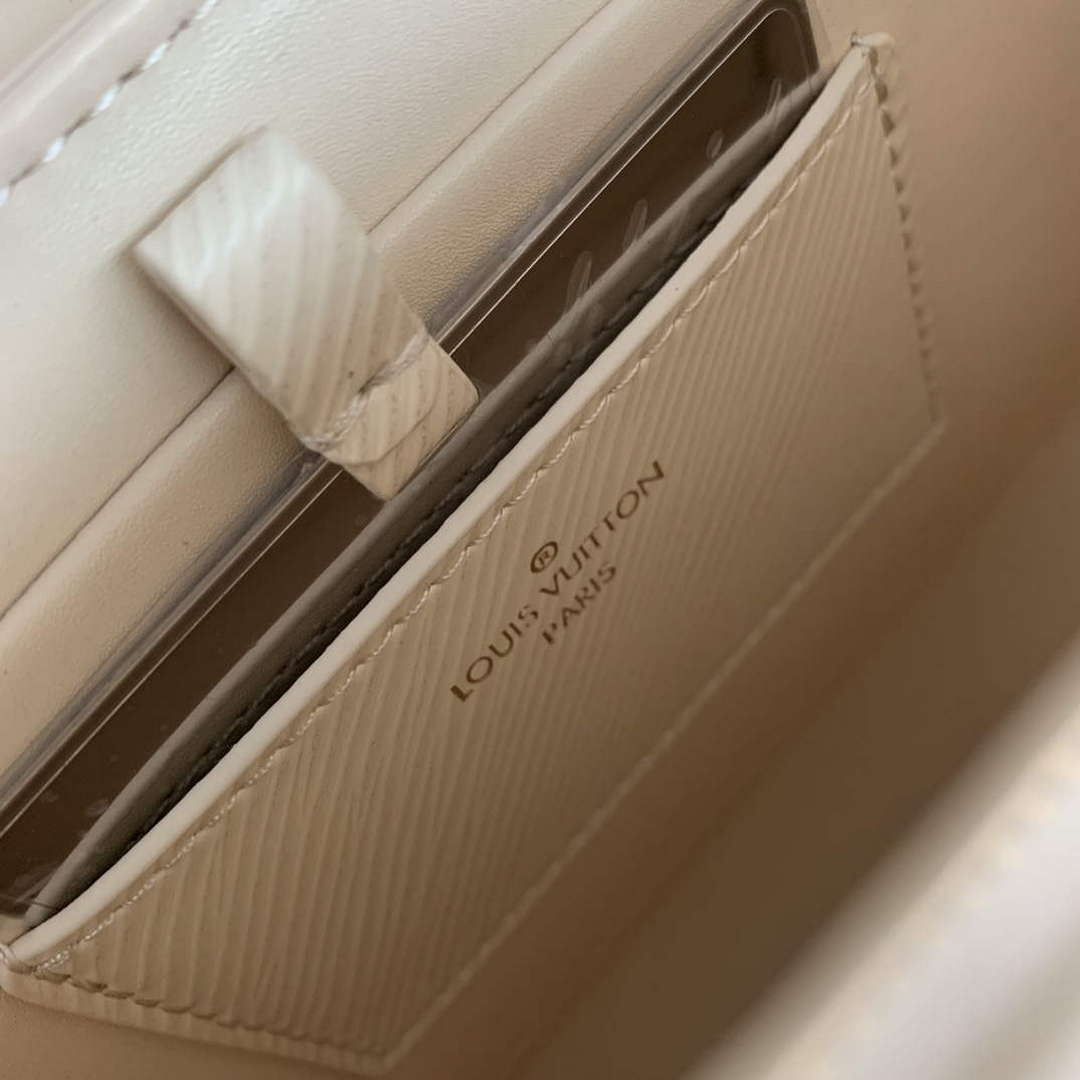 LV M22774 Louis Vuitton Twist MM Handbag Quartz