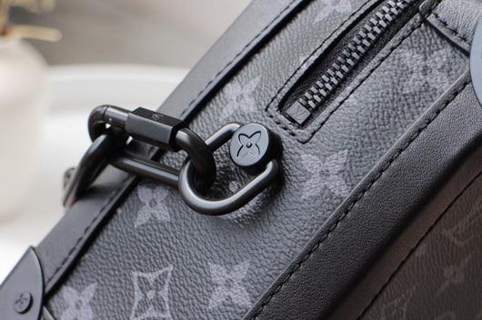 LV M44730 Louis Vuitton M44478 Soft Trunk Monogram Eclipse Bag