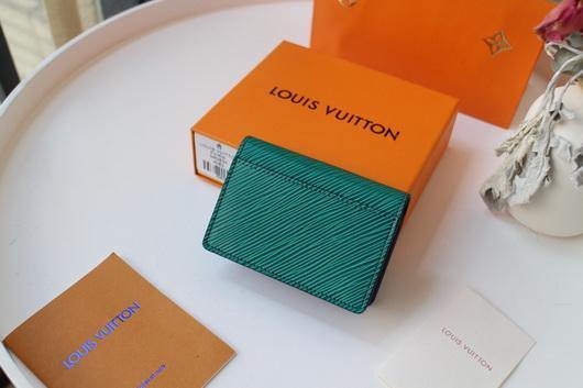 LV M68682 Louis Vuitton Twist Multicartes Wallet Epi Leather Green