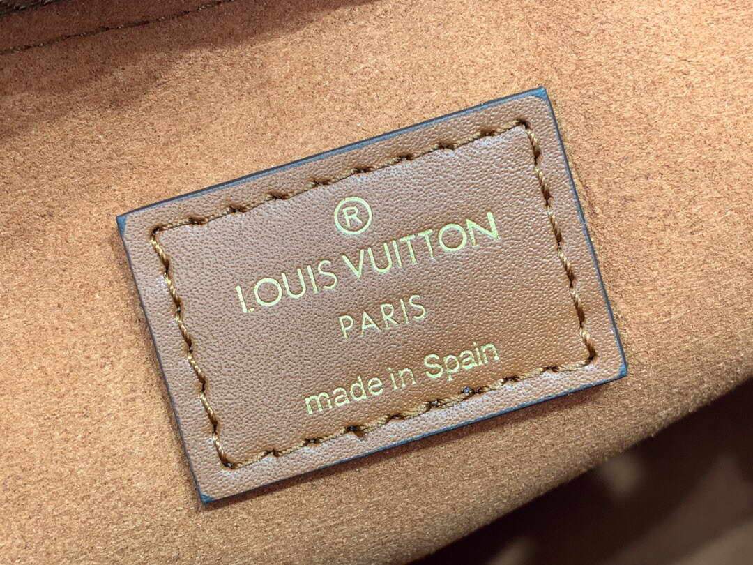 LV M44898 Louis Vuitton Soufflot BB Bag M44817 Monogram Canvas Brown
