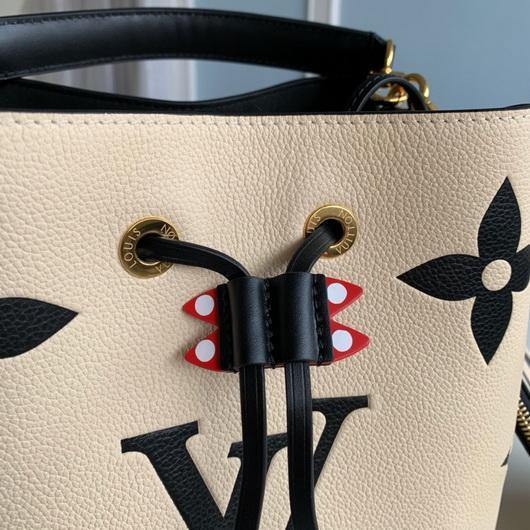 LV M56889 Louis Vuitton LV CRAFTY NONO MM M56888 Bag Cream