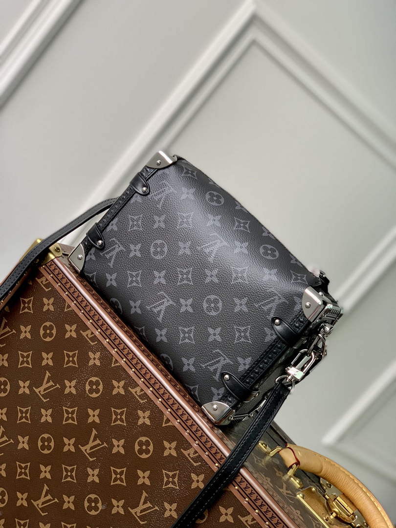 LV M46358 Louis Vuitton Side Trunk PM Handbag Black