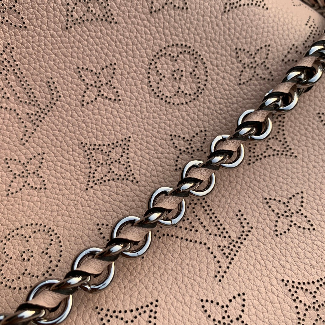 Louis Vuitton LV M59203 Bella Tote Mahina Cr��me Beige