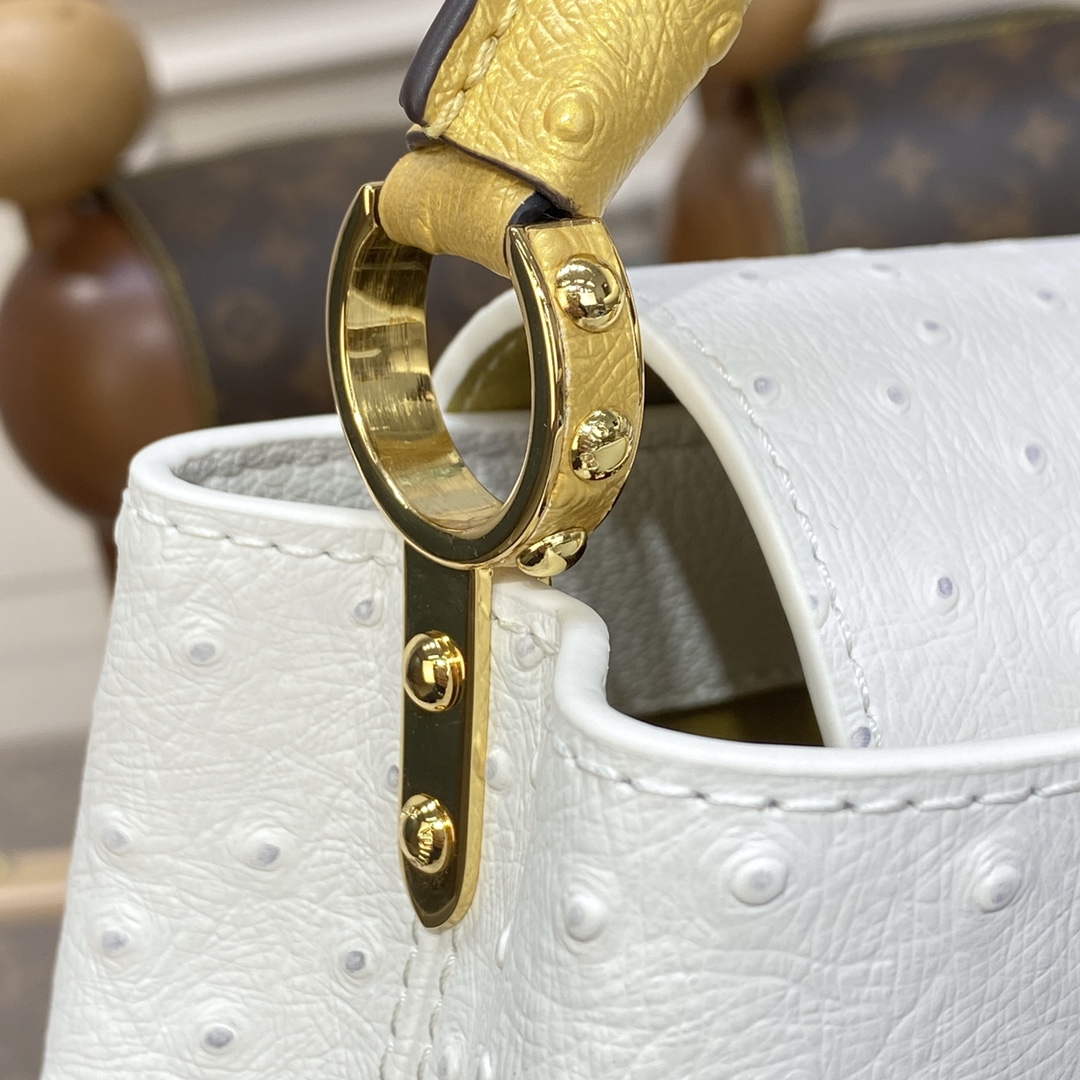 LV N81523 Louis Vuitton Capucines Mini Handbag White