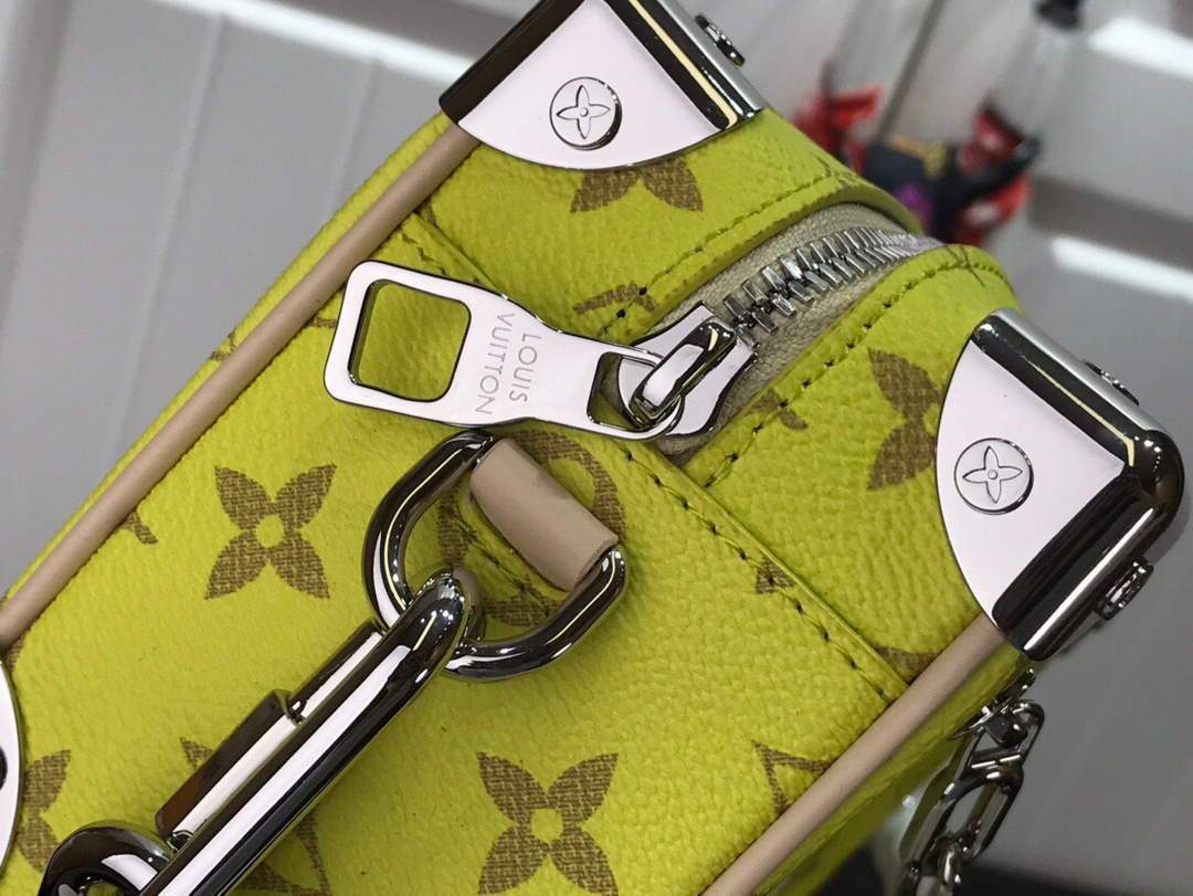 LV M80159 Louis Vuitton Mini Soft Trunk Monogram Bag Green