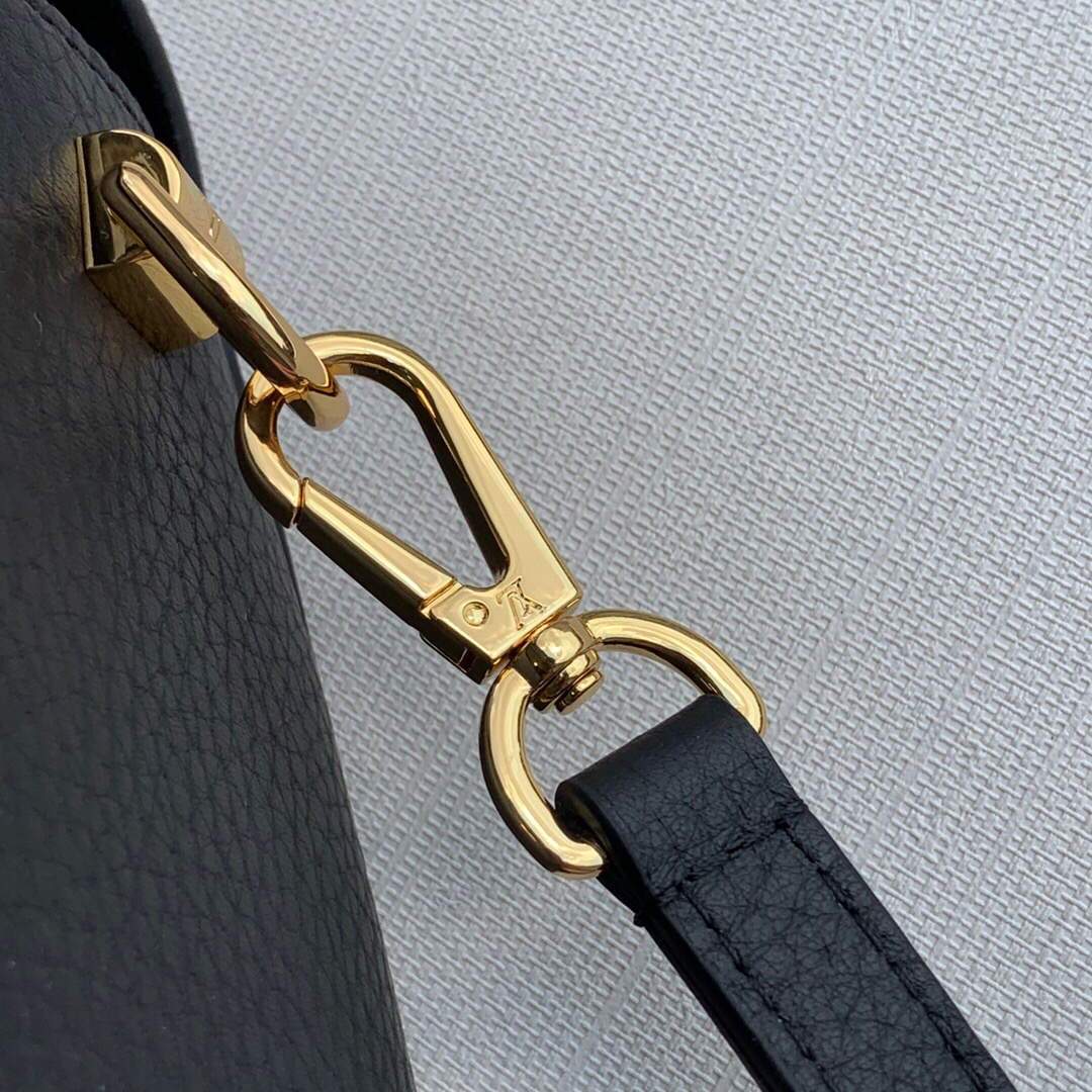 LV M58688 Louis Vuitton Twist MM Leathers Handbag Black