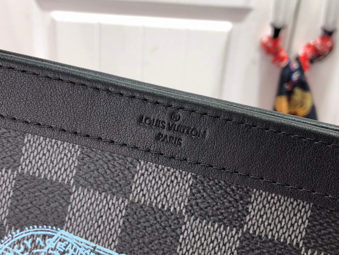 LV N64608 Louis Vuitton Gaston Wearable Wallet Black