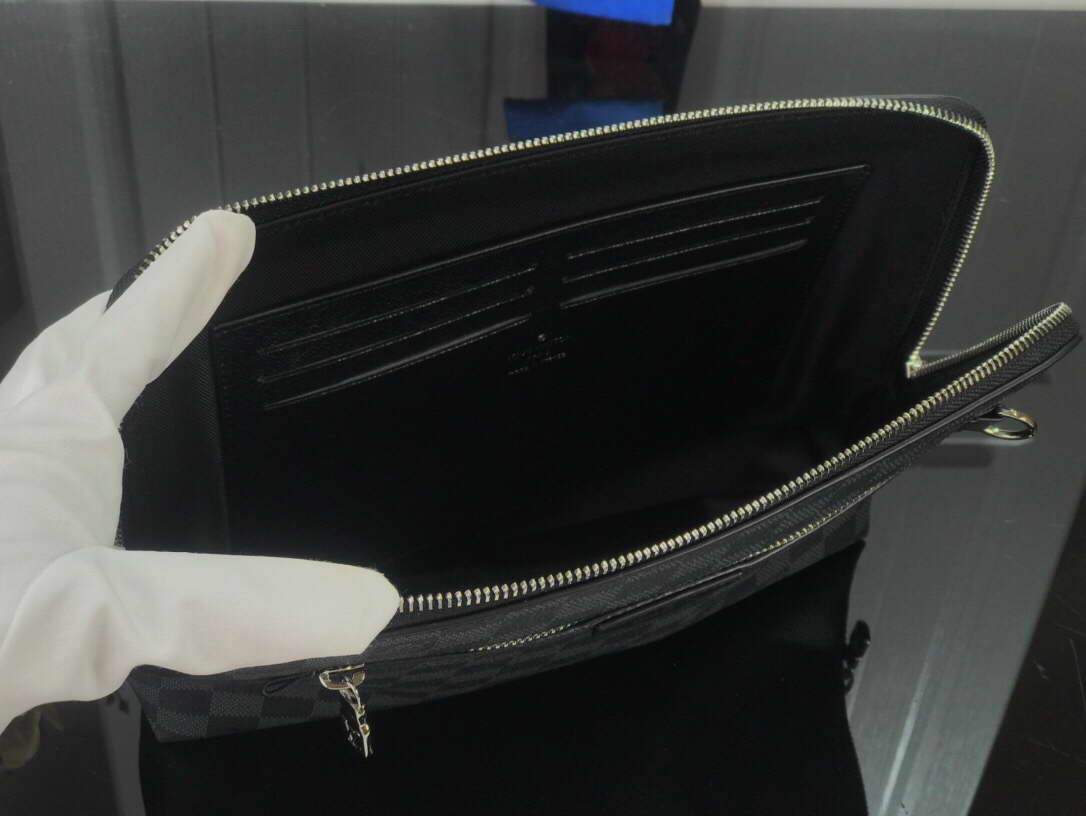 LV N60417 Louis Vuitton Pouch Damier Graphite