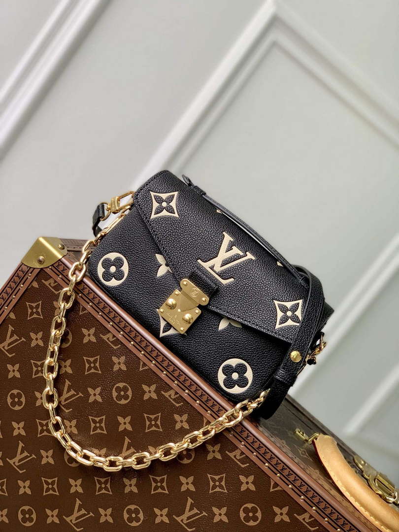 LV M46596 Louis Vuitton Pochette M��tis East West Handbag