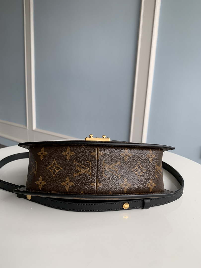 LV M46548 Louis Vuitton Tilsitt Monogram and Monogram Reverse