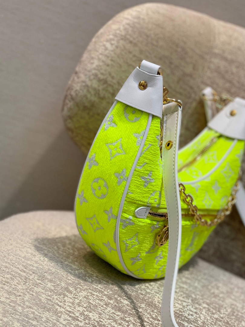 LV M81484 Louis Vuitton Loop half-moon baguette bag Yellow