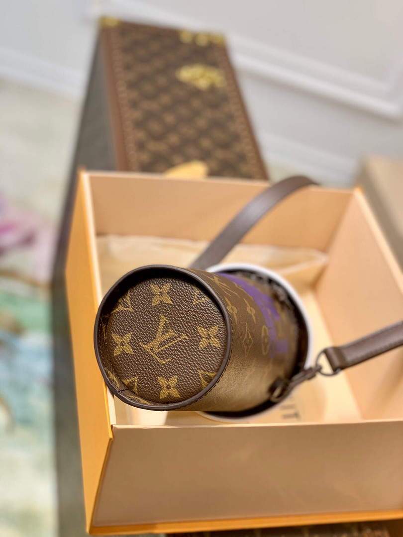 LV M80812 Louis Vuitton Coffee Cup Bag Blue
