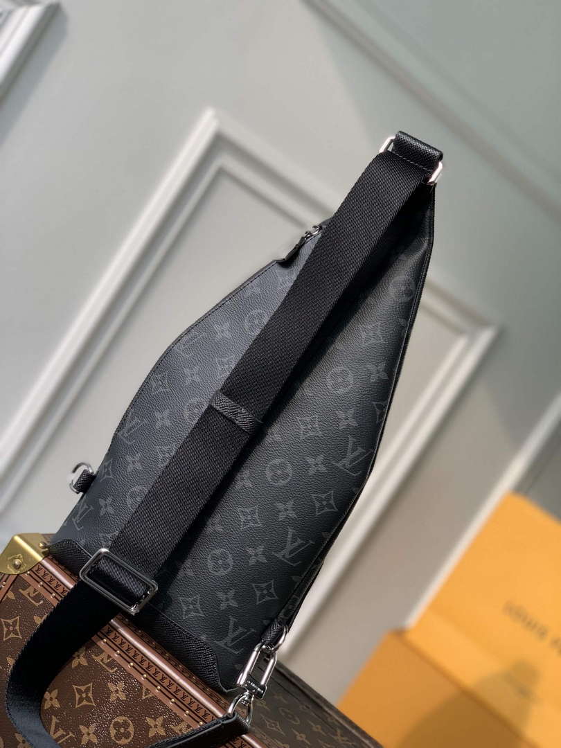 LV M30936 Louis Vuitton Duo Sling Bag Black