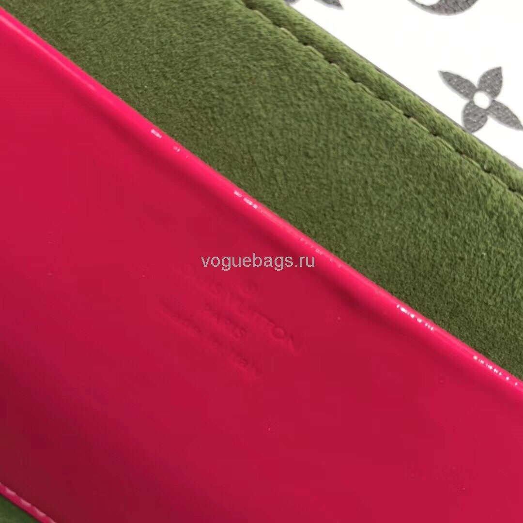 Louis Vuitton M90566 LV Wynwood Monogram Vernis Bag M90516 Plum