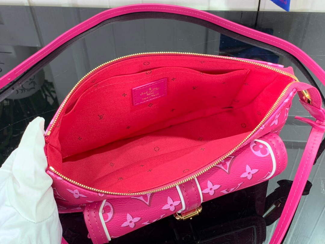 LV M46161 Louis Vuitton Maxi Multi Pochette Accessoires Fuchsia Pink