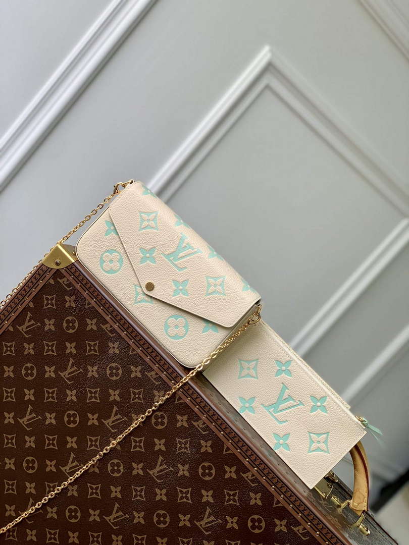LV M82610 Louis Vuitton Pochette F��licie Bag Matcha green
