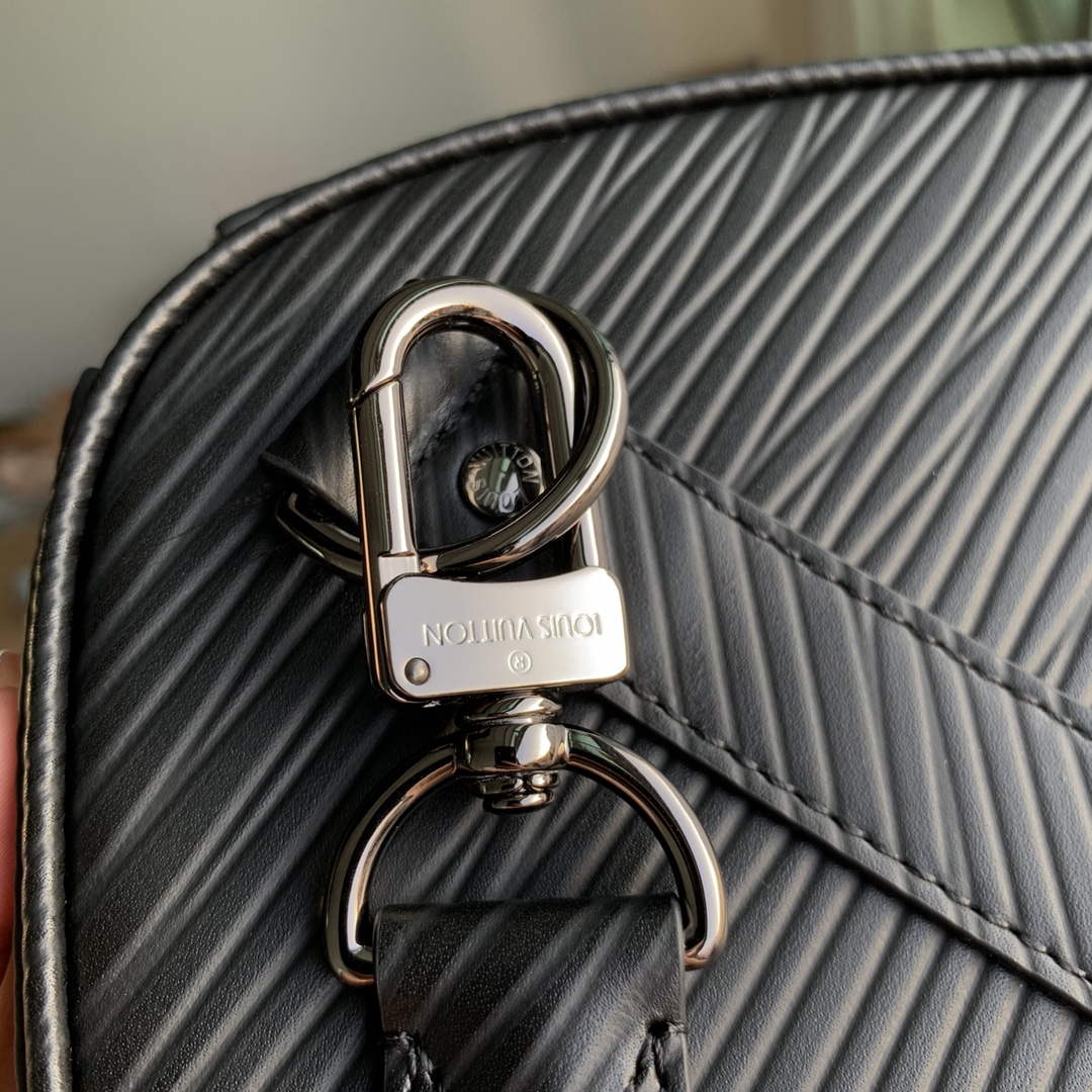 LV M23721 Louis Vuitton Keepall Bandouli��re 50 Bag Black