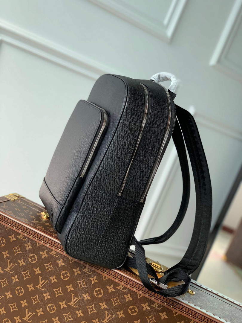 LV M30857 Louis Vuitton Adrian Backpack Black