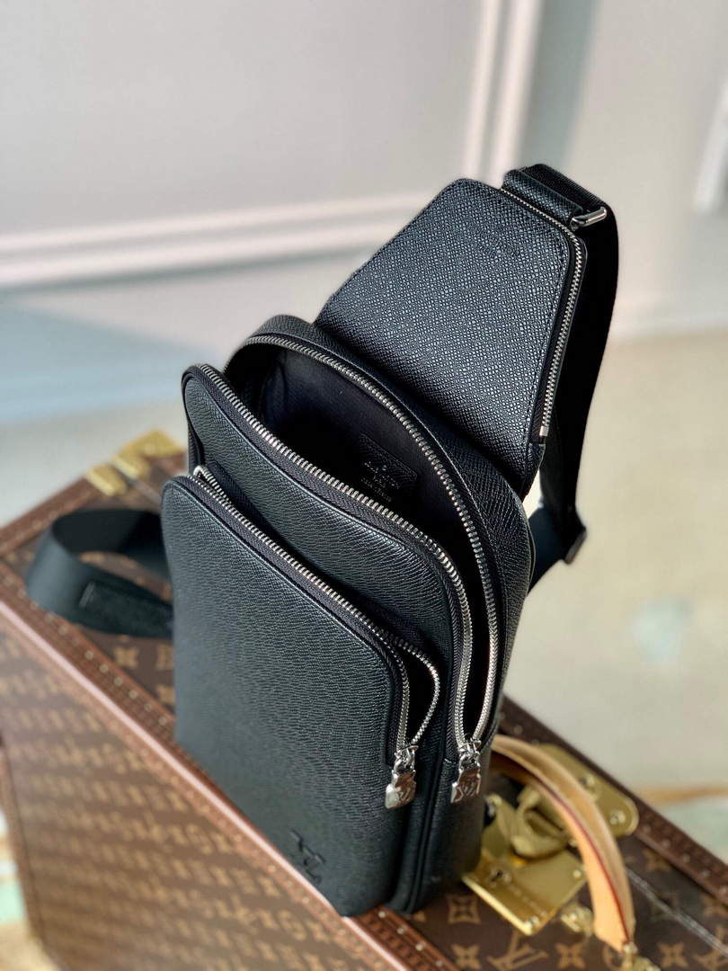 LV M30859 Louis Vuitton Avenue Sling Bag Black