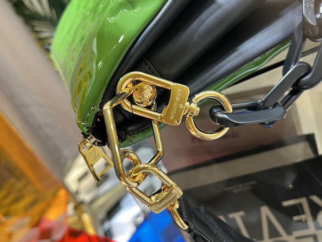 LV M20565 Louis Vuitton Coussin PM Bag Patent calfskin Green