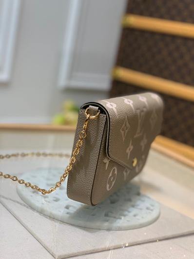 LV M69977 Louis Vuitton M80482 F��licie Pochette Leather Tourterelle GrayCream