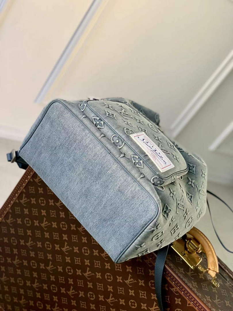 LV M22534 Louis Vuitton Montsouris Backpack