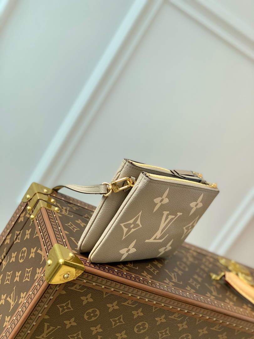 LV M69203 Louis Vuitton Double Zip Pochette Monogram Gray