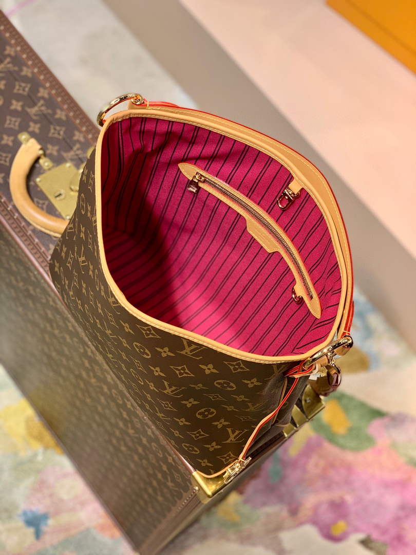 LV M50155 LouisVuitton Delightful PM Monogram Plum