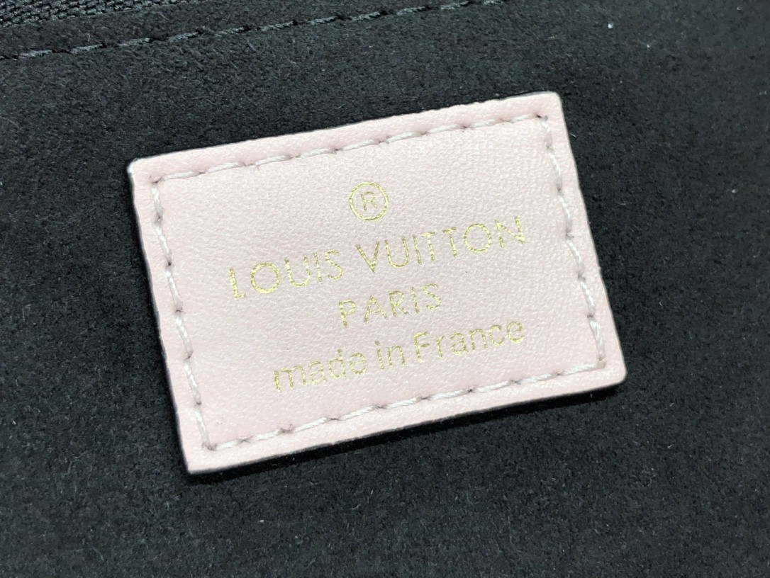 LV M58525 Louis Vuitton Neverfull MM Monogram Empreinte Leather Bag M45856 Creme