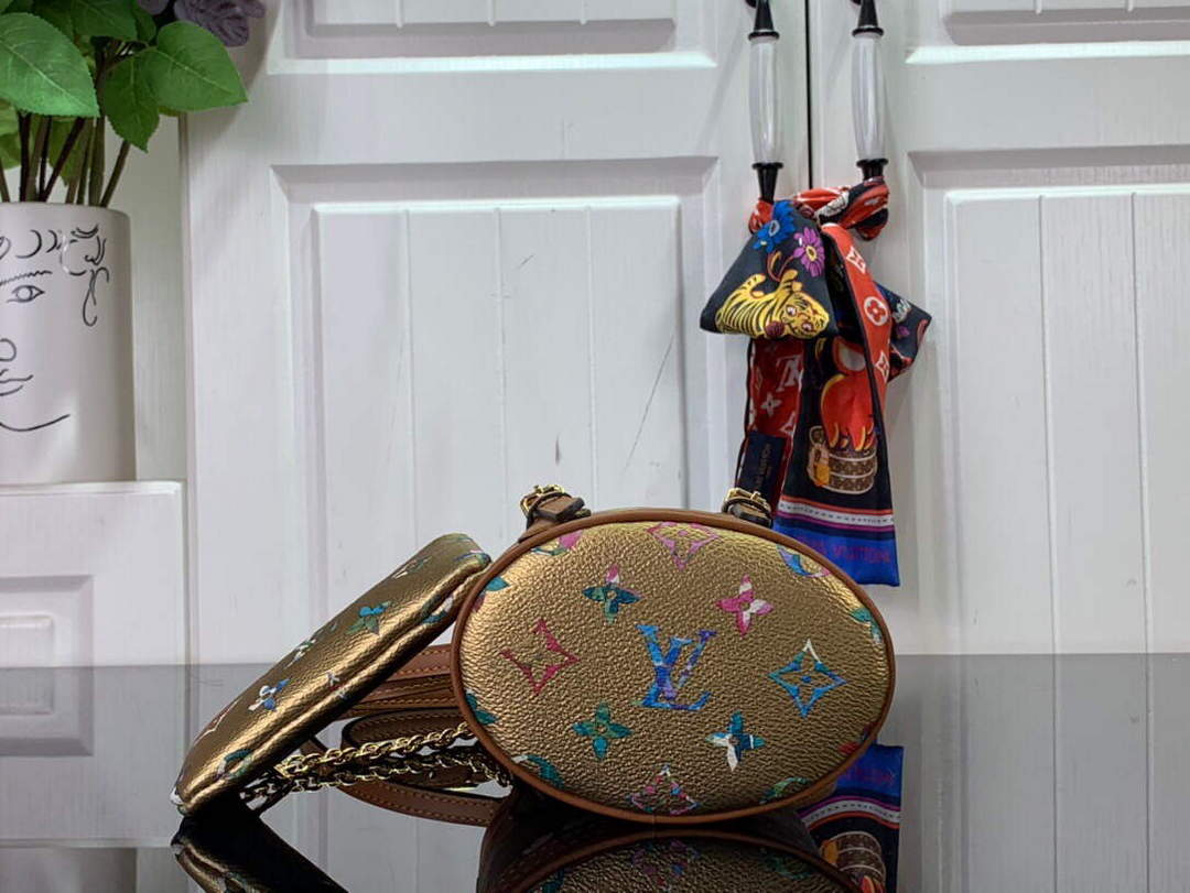 LV M81724 Louis Vuitton Nano Bucket Bag Gold