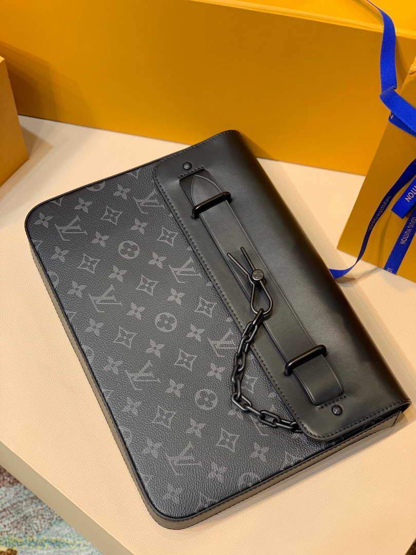 LV M80107 Louis Vuitton Pochette Steamer Monogram Eclipse
