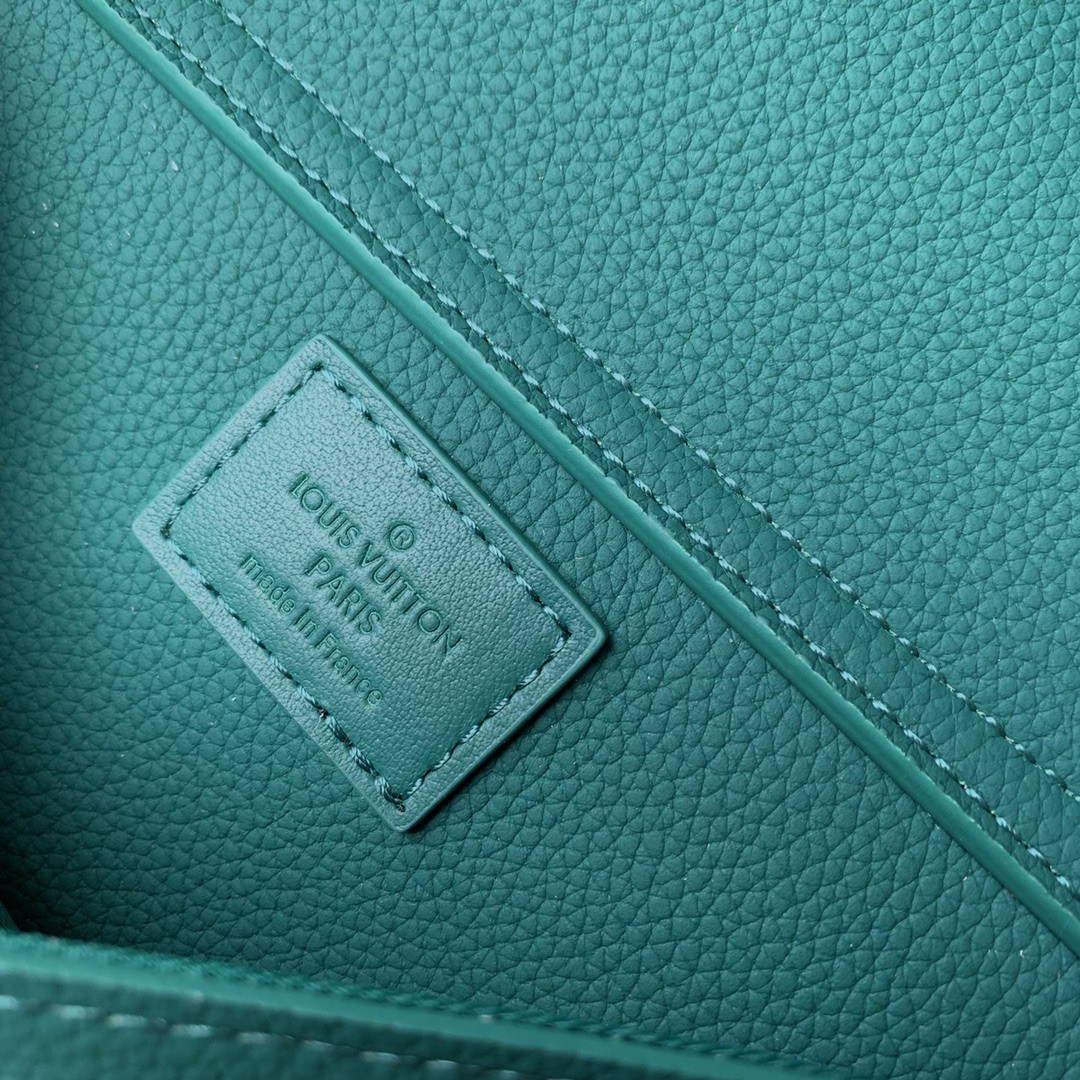 LV M22665 Louis Vuitton Takeoff Slingbag Green