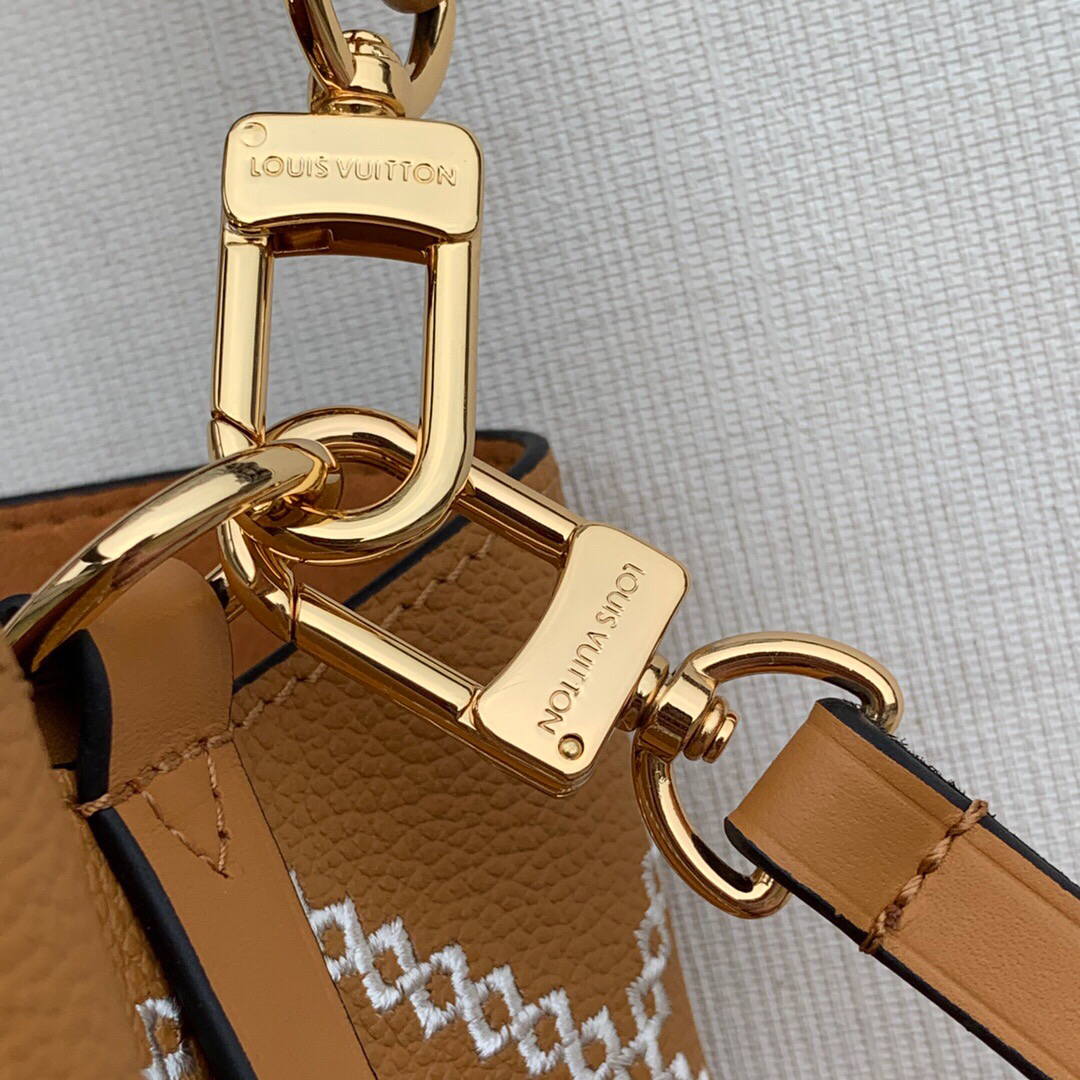 LV M46023 Louis Vuitton NONO BB Bucket Bag Brown