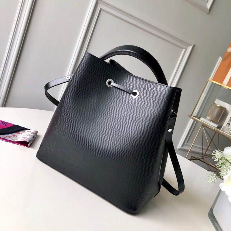 LV M54366 Louis Vuitton NONO MM Epi Bag Black