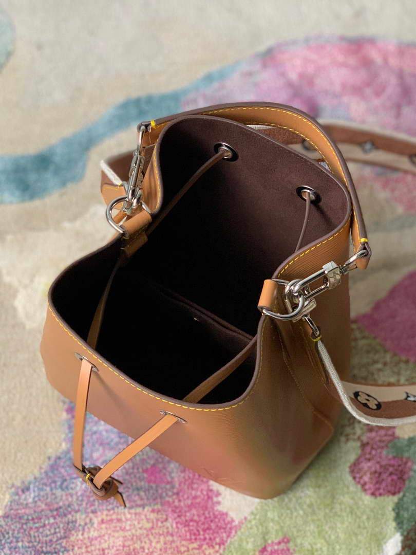 LV M57706 Louis Vuitton N��oNo�� BB Bucket Bag M57693 M57691 Honey Gold