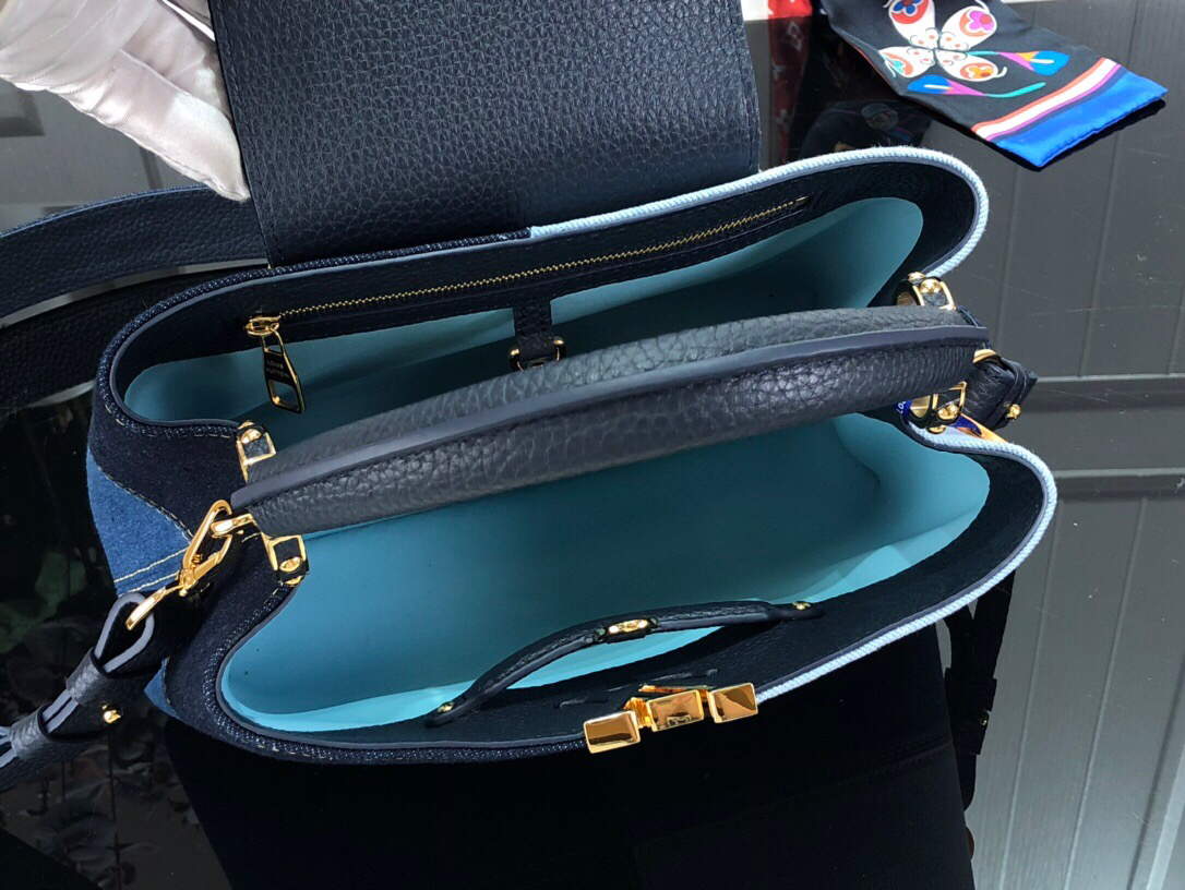LV M59269 Louis Vuitton Capucines BB Handbag Blue