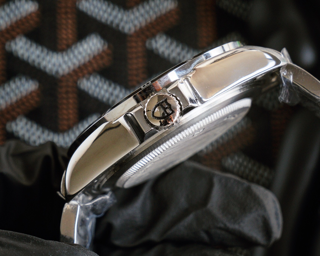 Tudor TUDOR Black Bay 19887 series