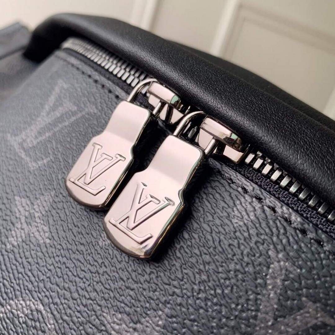 LV M44336 Louis Vuitton Discovery Bumbag Monogram Black