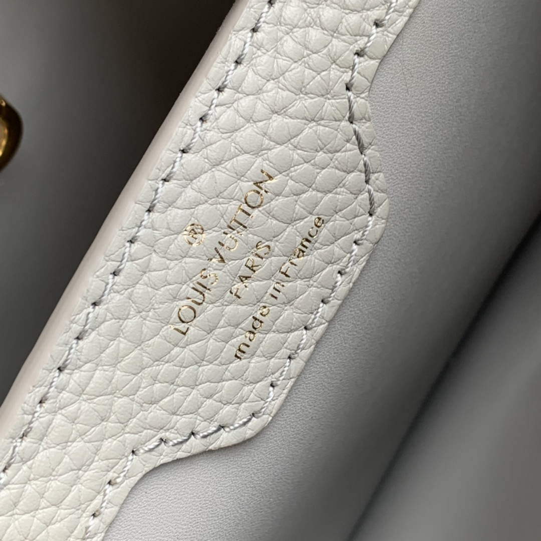 LV M21296 Louis Vuitton Capucines MM Bag Steeple Gray / Greige
