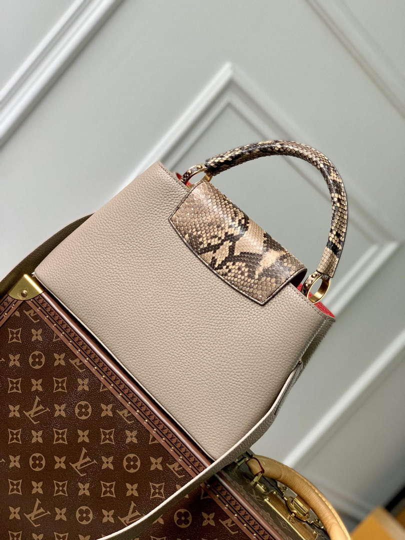 LV N80741 Louis Vuitton Capucines MM Handbag Light coffee